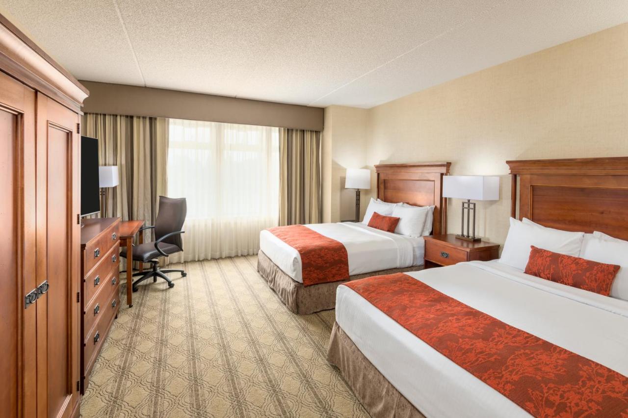 The At Virginia Tech - On Campus Hotel