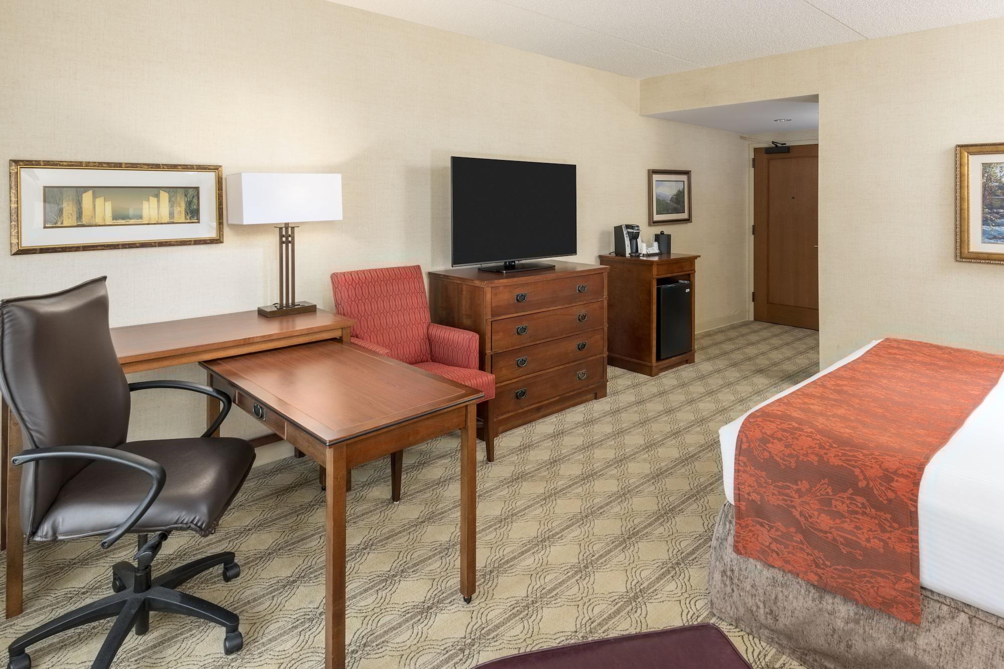 The At Virginia Tech - On Campus Hotel