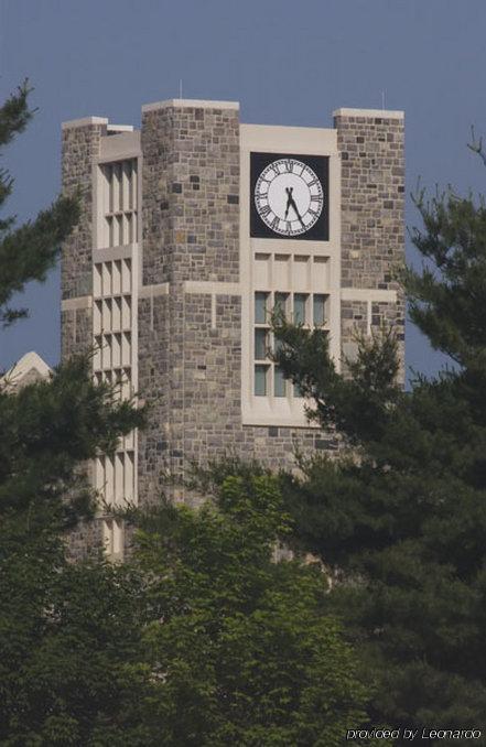 Hotel The At Virginia Tech - On Campus