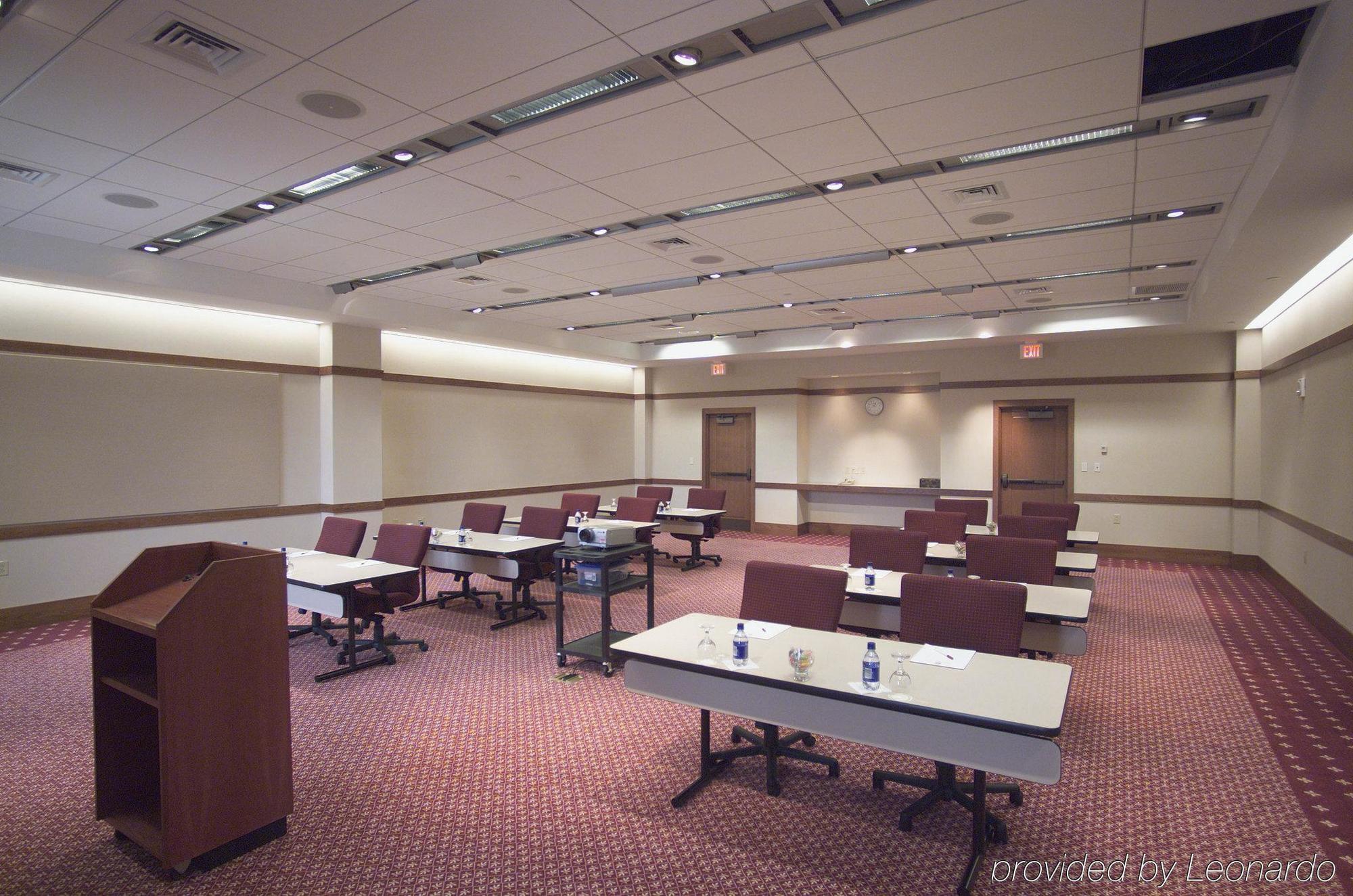 Hotel The At Virginia Tech - On Campus 4*