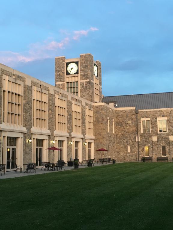 Hotel The At Virginia Tech - On Campus 4*