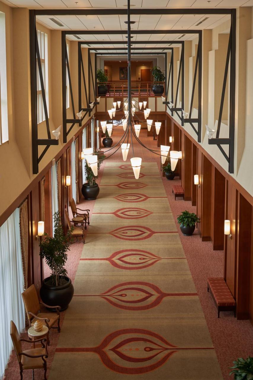 The At Virginia Tech - On Campus Hotel Blacksburg
