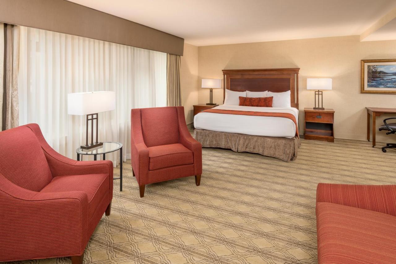 The At Virginia Tech - On Campus Hotel Blacksburg